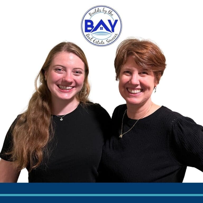Builds by the Bay Real Estate Team: Trish Duncan (right) and Merlot Duncan-Cole (left) offering real estate services for The Blue Mountains and surrounding areas.
